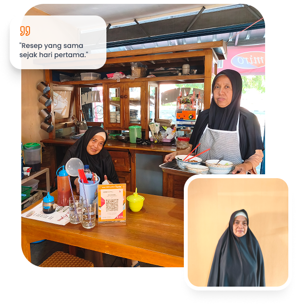 Suasana dapur MIRO — orang memasak mie fresh